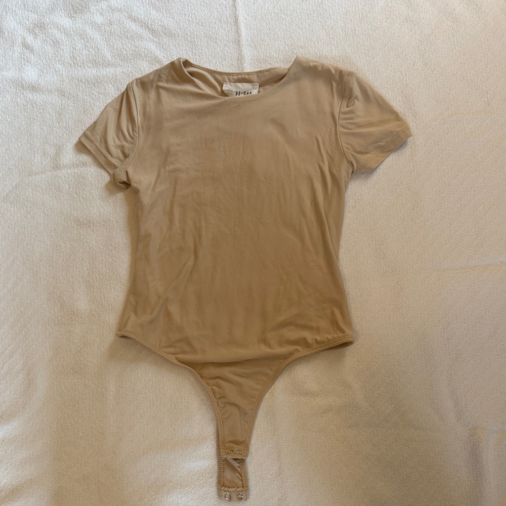 Olive & Oak Tan Short-Sleeve Bodysuit